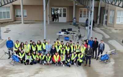 Os obradoiros “Fly the future” achegan a estudantes de secundaria as oportunidades da industria dos vehículos non tripulados